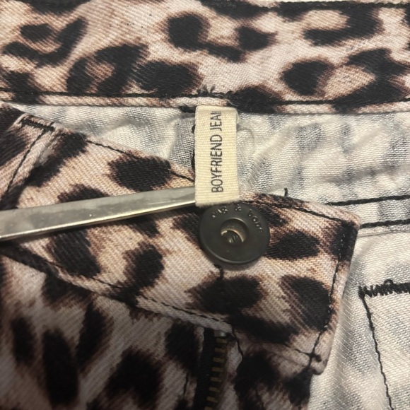 rag & bone Women's 27 Boyfriend Jean Straight Leg Leopard Print Mid Rise - Picture 6 of 8